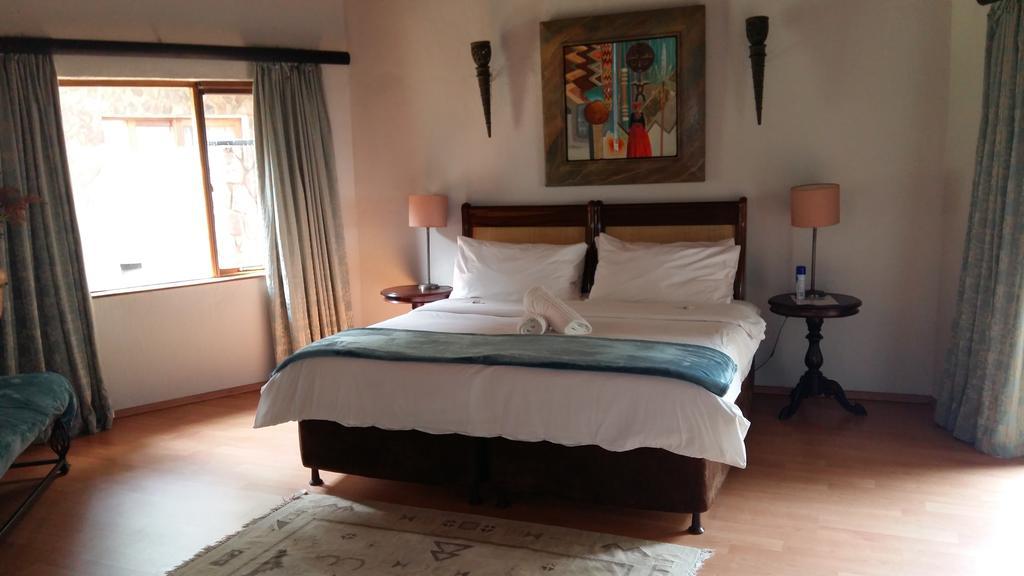 La Montagne Guest Lodge Hartbeespoort Exterior photo