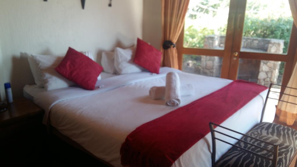 La Montagne Guest Lodge Hartbeespoort Exterior photo