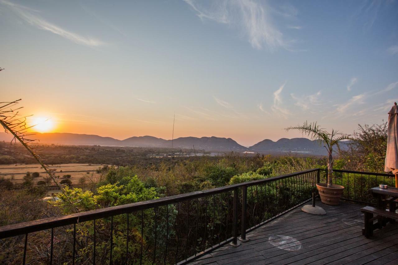 La Montagne Guest Lodge Hartbeespoort Exterior photo