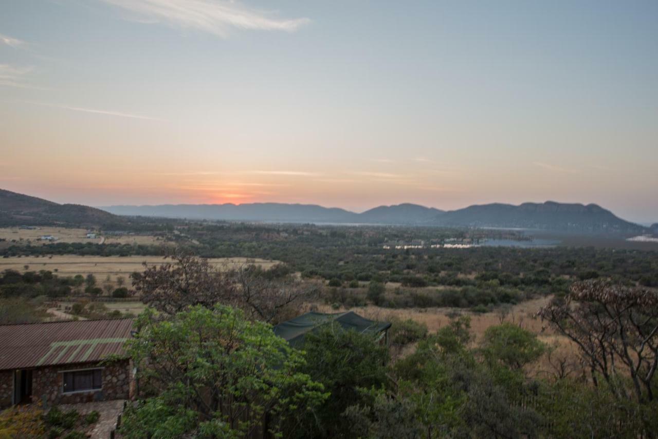 La Montagne Guest Lodge Hartbeespoort Exterior photo